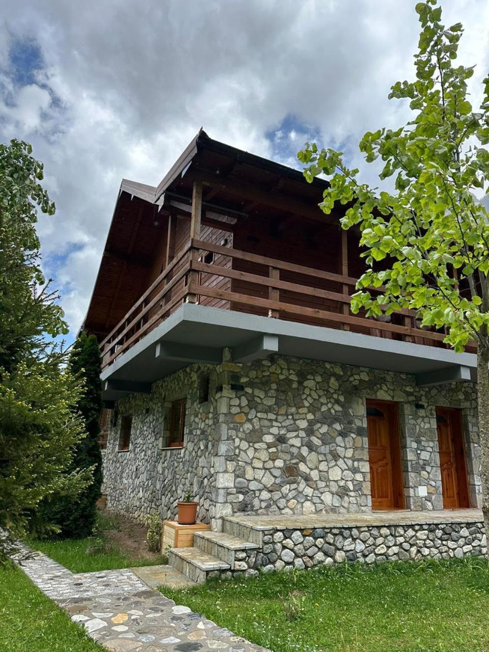 Valbona Relax Hotel Bagian luar foto