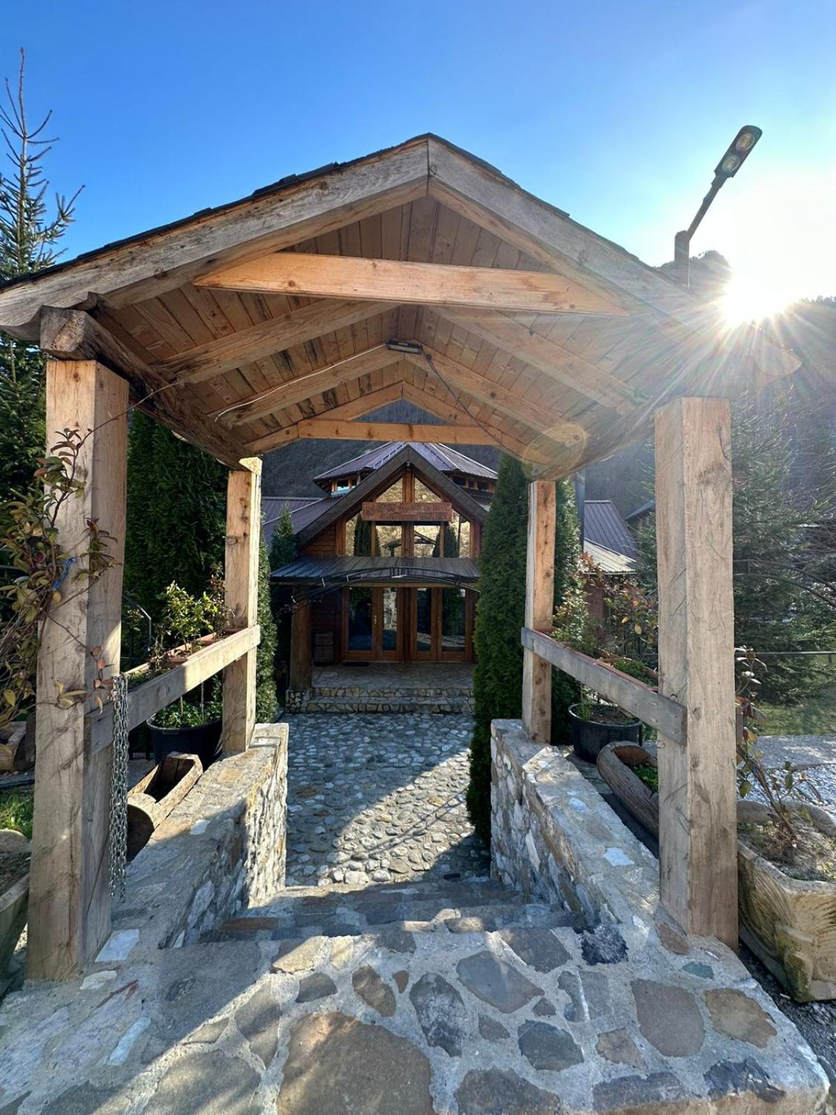 Valbona Relax Hotel Bagian luar foto