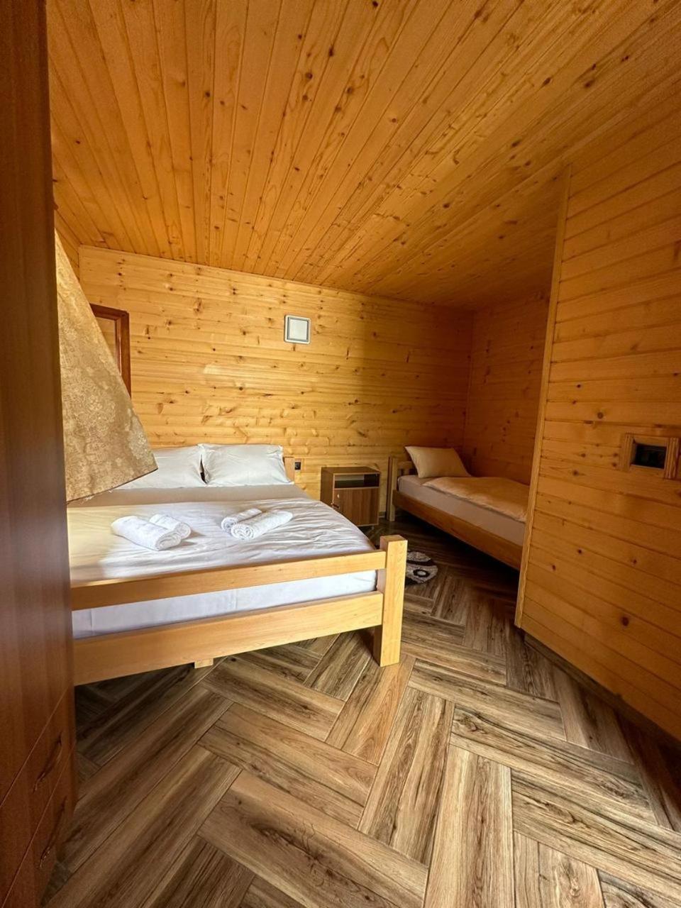 Valbona Relax Hotel Bagian luar foto