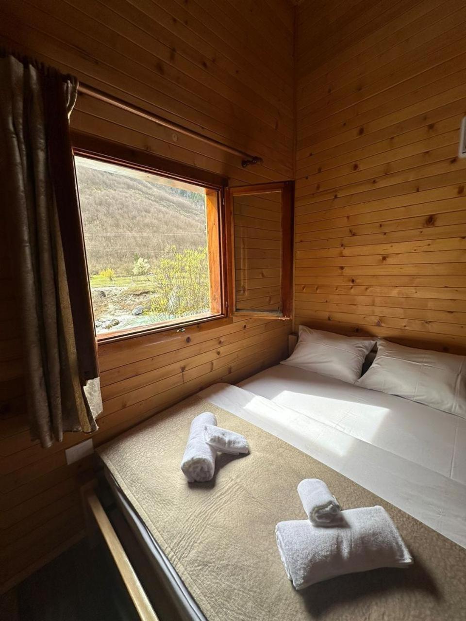 Valbona Relax Hotel Bagian luar foto