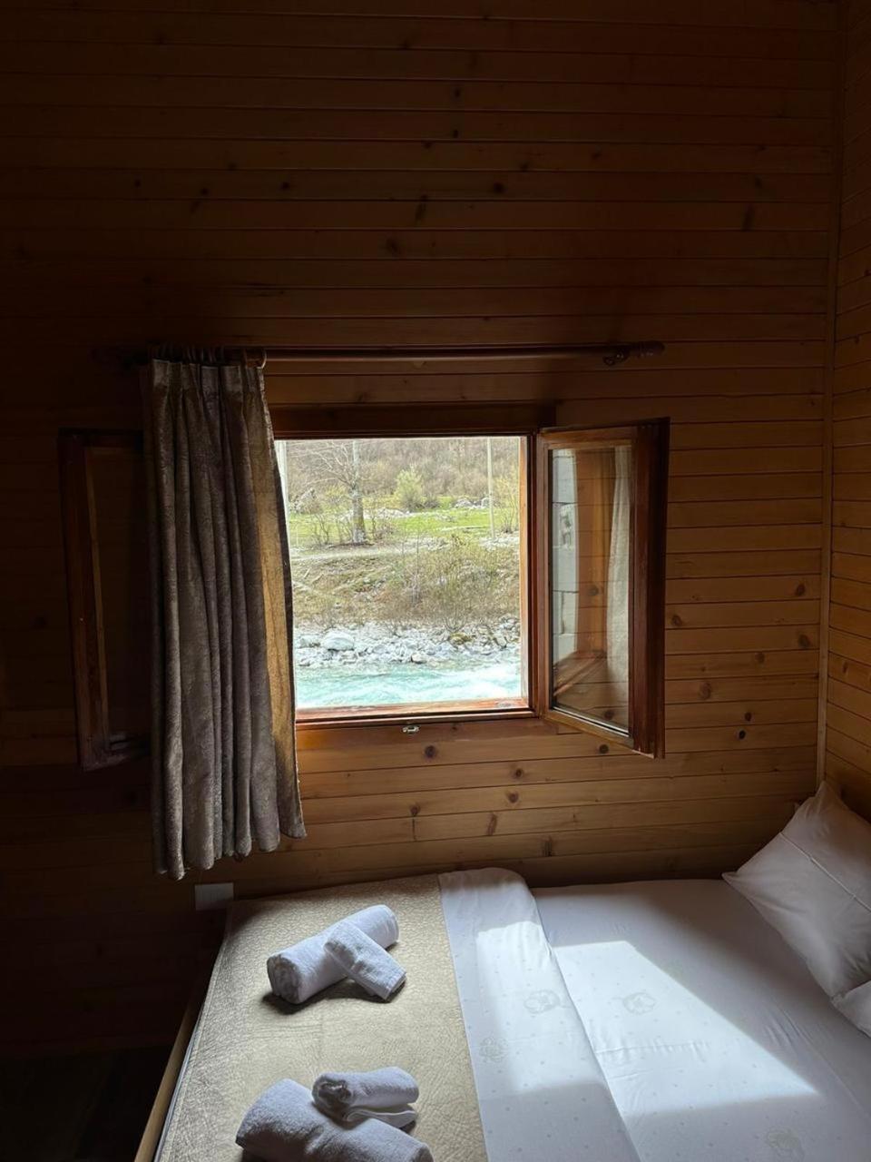 Valbona Relax Hotel Bagian luar foto